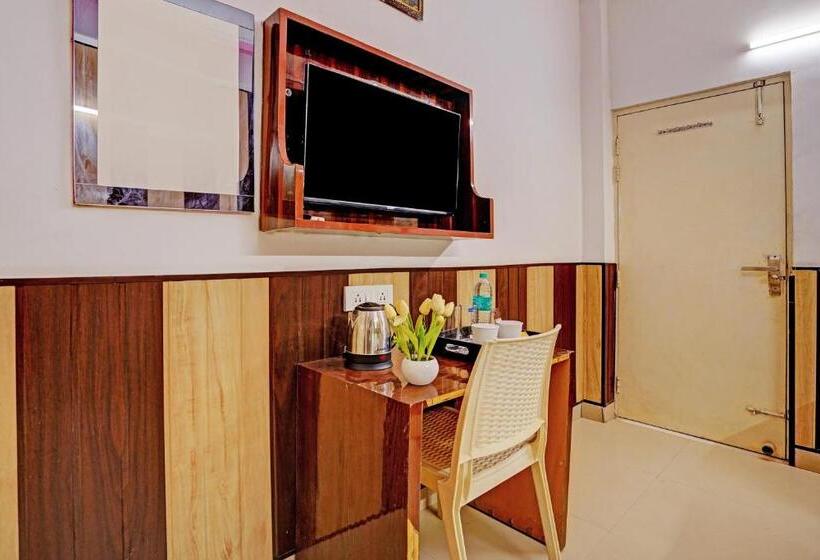 Habitació Triple Clàssica, Greno House