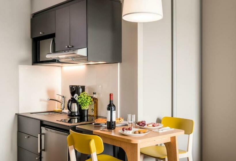 Студия Стандарт, Aparthotel Adagio Access Palaiseau Saclay