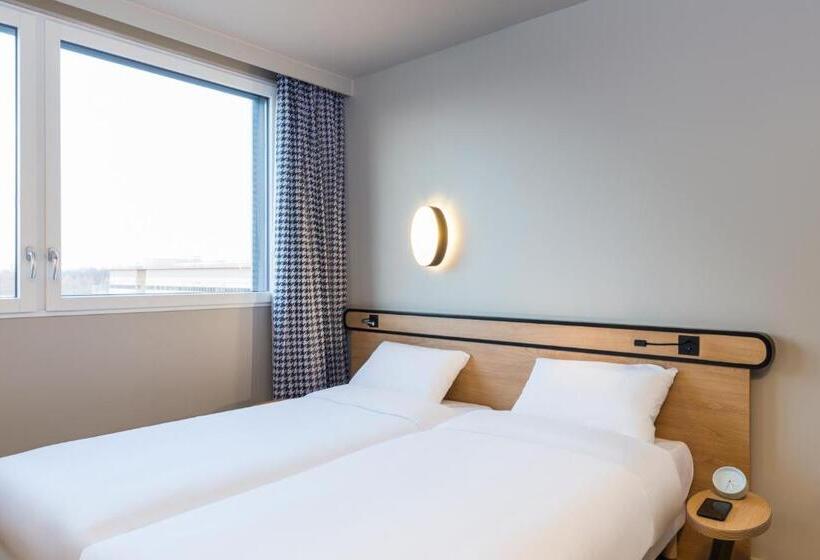 Студия Стандарт, Aparthotel Adagio Access Palaiseau Saclay