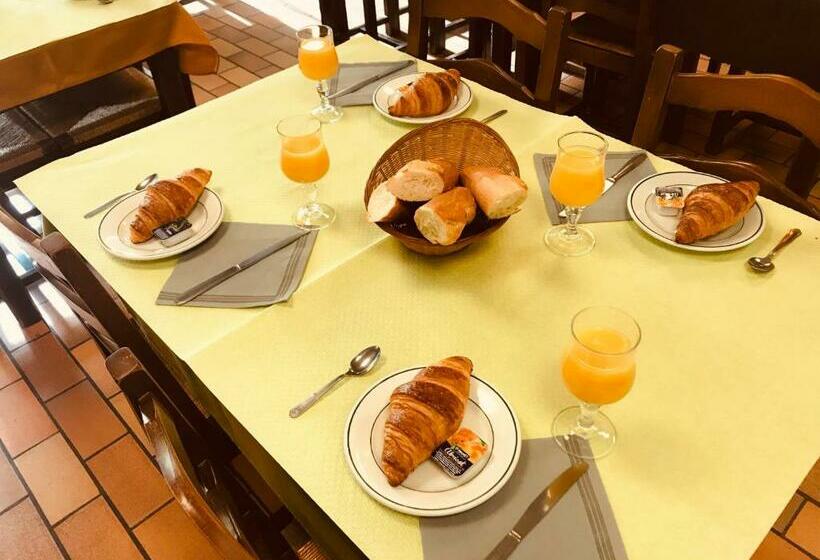 Номер Стандарт, Restaurant L'agapanthe