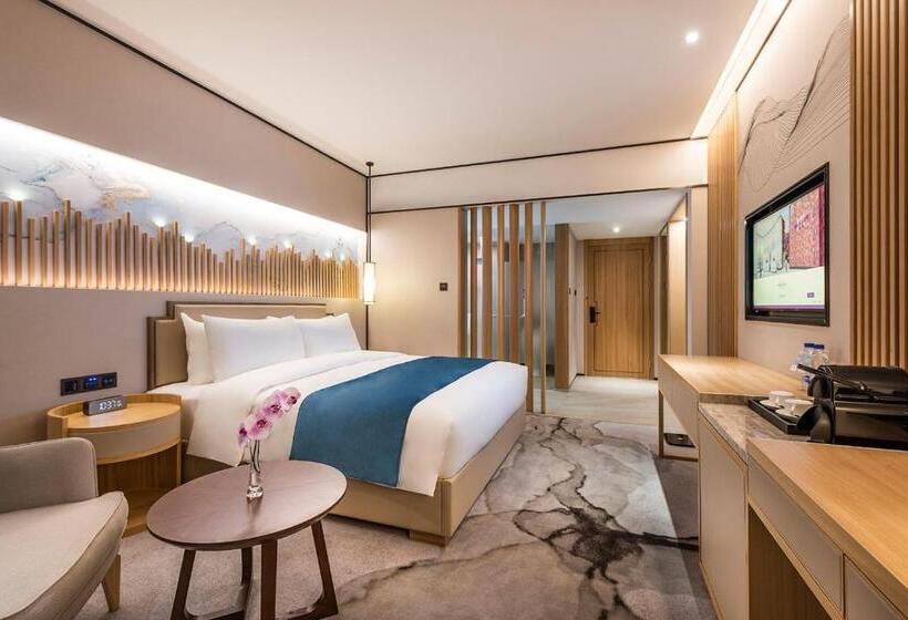 스탠다드 룸 킹사이즈 침대, Mercure Chengdu Huapaifang