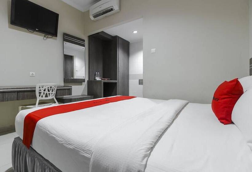 豪华房间, Reddoorz Plus Syariah @ Jalan Sriwijaya Medan
