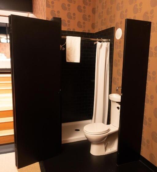استودیوی لوکس, Abpopa Hillcrest