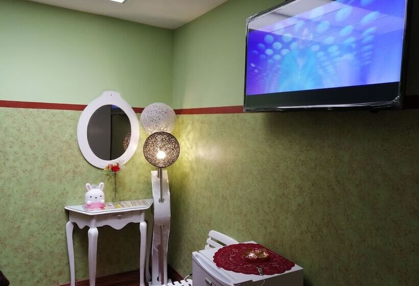 اتاق لوکس, Gran Copacabana Hostal