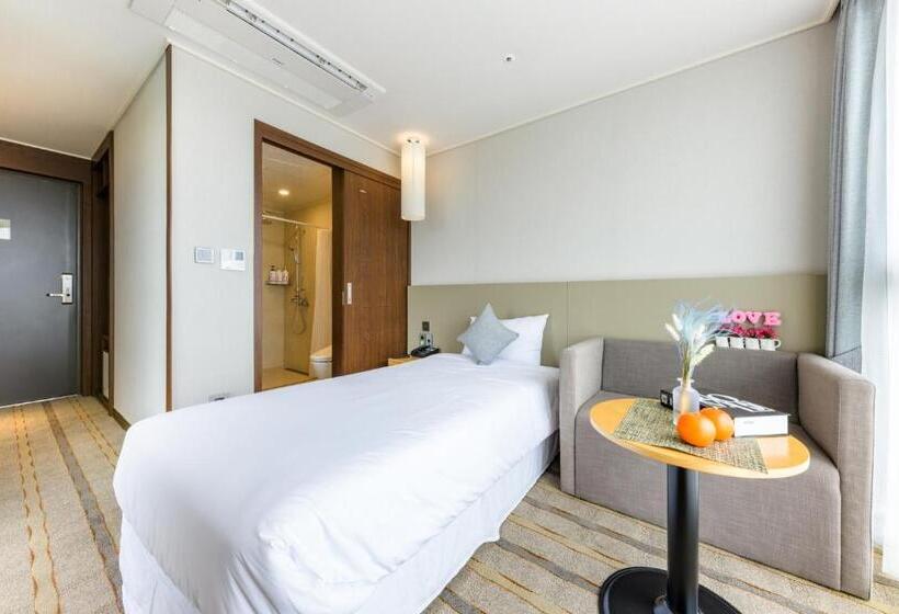 Номер Стандарт Индивидуальный, Shin Shin Hotel Cheonjiyeon