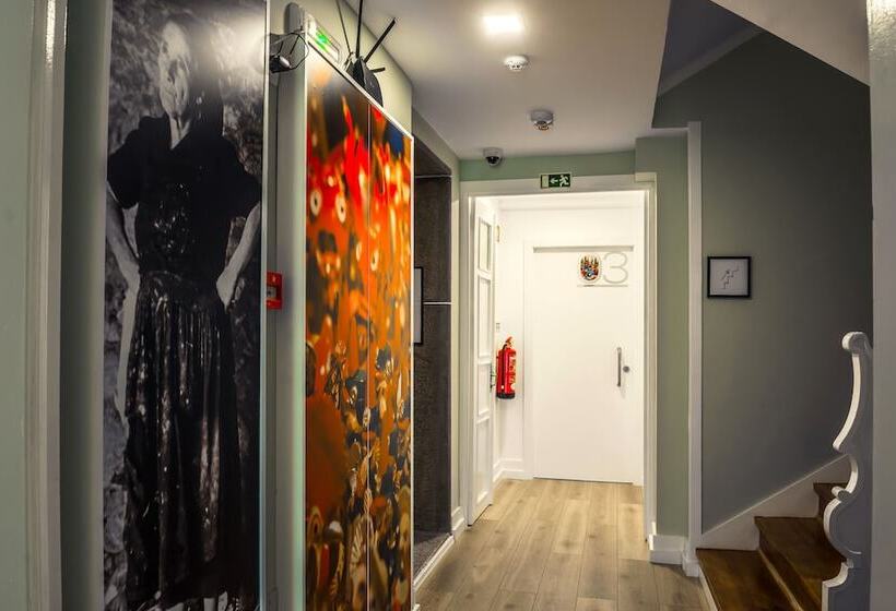 Номер Стандарт Трехместный, In Barcelos Hostel & Guest House