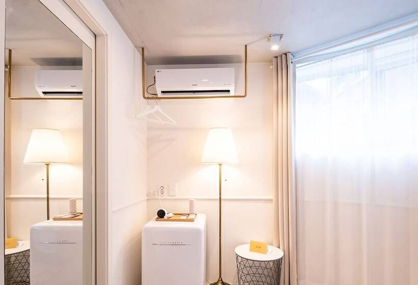 豪华房间, The Phase Boutique