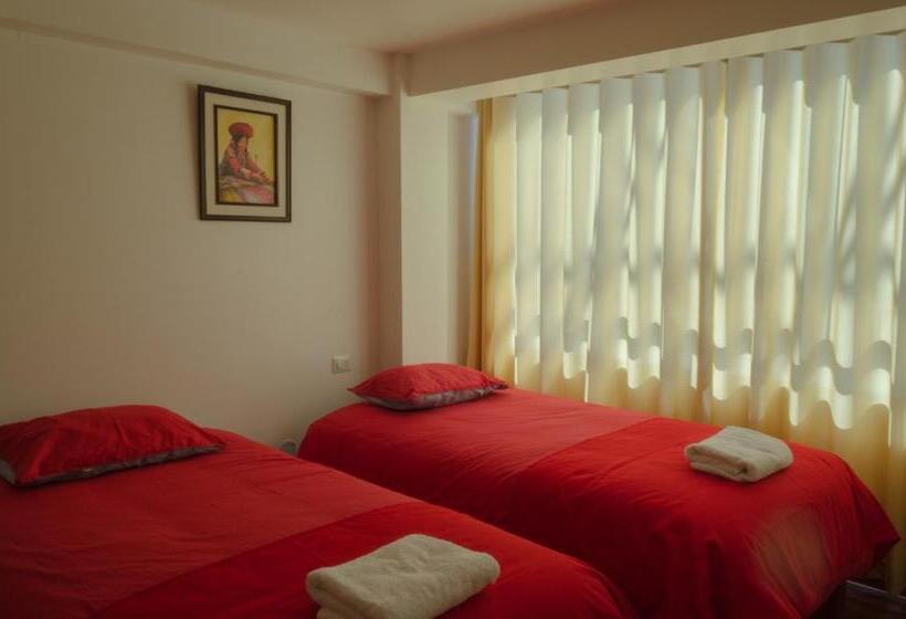 דירת שלושה חדרים, Mayte Apartment