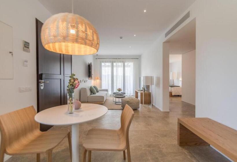 Люкс с Бассейном, Safragell Ibiza Suites & Spa