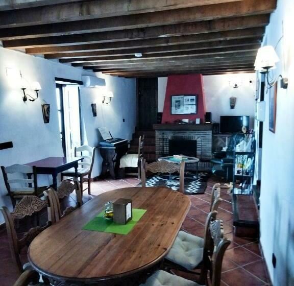 테라스 주니어 스위트, B&b The Lost Village El Acebuchal