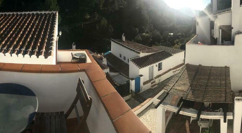 Полулюкс Одноместный с Террасой, B&b The Lost Village El Acebuchal