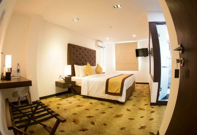 Номер Deluxe, City Hotel Colombo 02