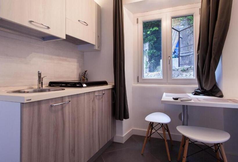 Студио Стандарт с Балконом, Residenza Nausicaa   50 Meters From The Beach