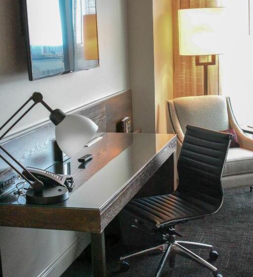 Номер Executive, Texas A&m Hotel And Conference Center