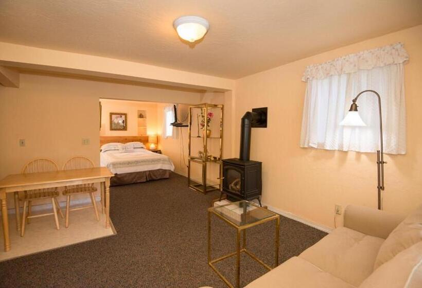 Четырехместный Номер Классик, River View Garden Resort