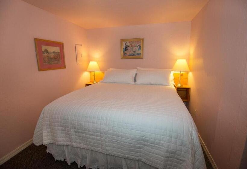 Трехместный Номер Deluxe, River View Garden Resort