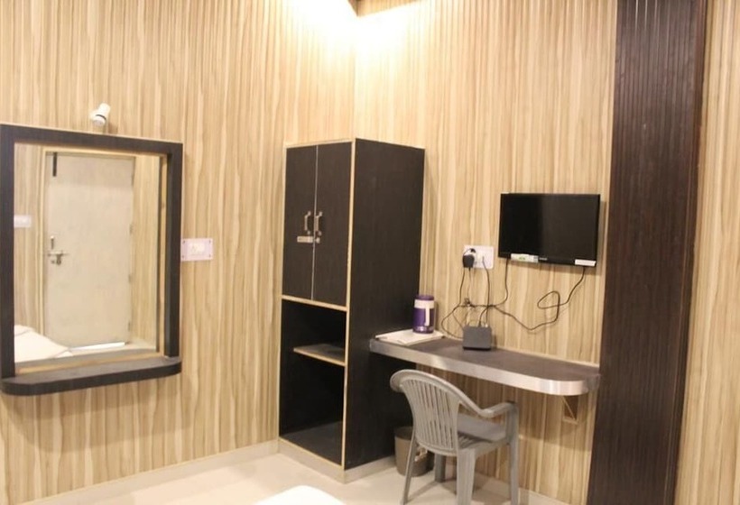 Номер Deluxe, Gokul Inn