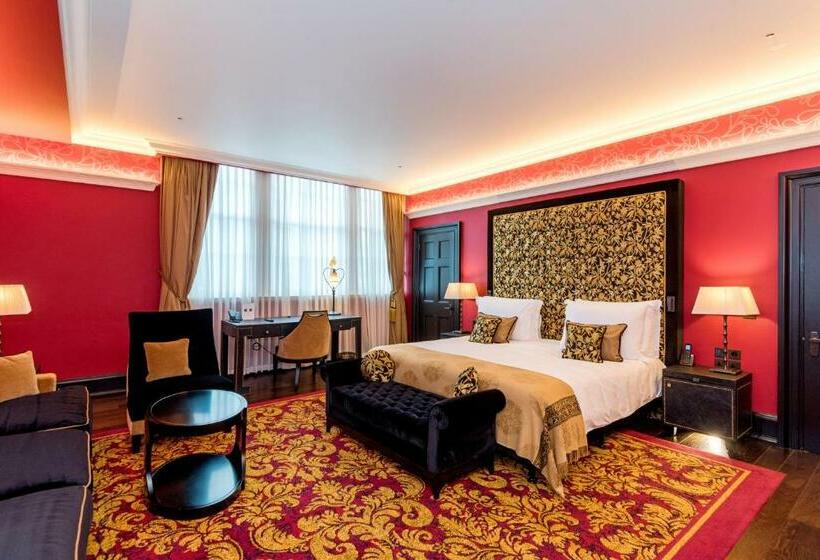 Junior Suite, L Oscar London
