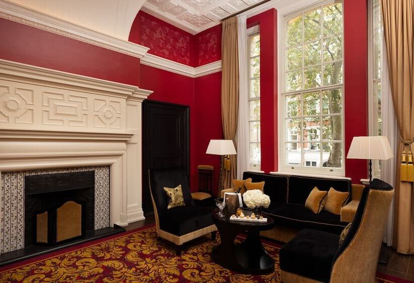 Junior Suite, L Oscar London