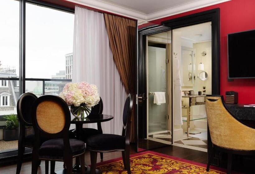 Duplex Suite, L Oscar London