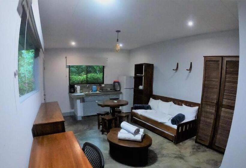 Студио Стандарт Вид на Сад, Casa Cecilia Beach Front