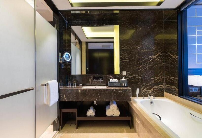 Номер Премиум, Renaissance Shenyang West