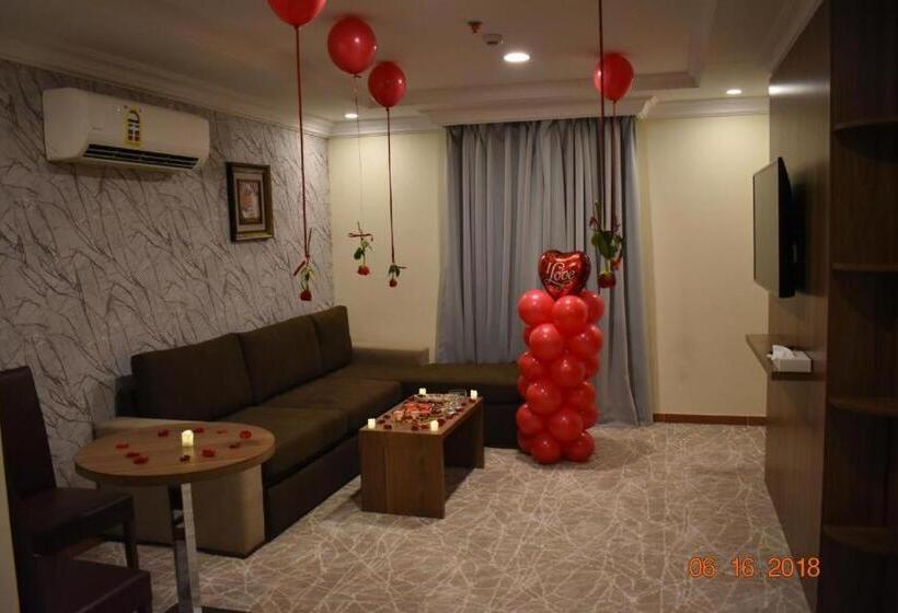 Suite, Delights Inn   Green Oasis