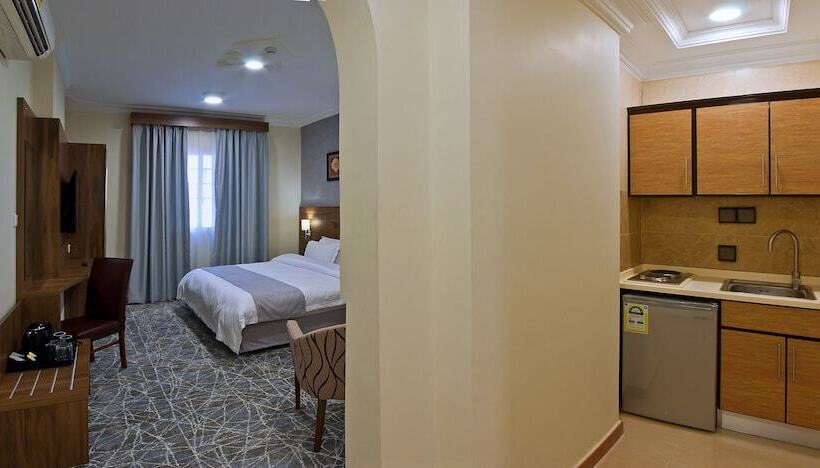 Standard Studio, Delights Inn   Green Oasis