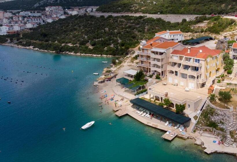 آپارتمان 1 خوابه با بالکن, Villa Jazina Pavlović