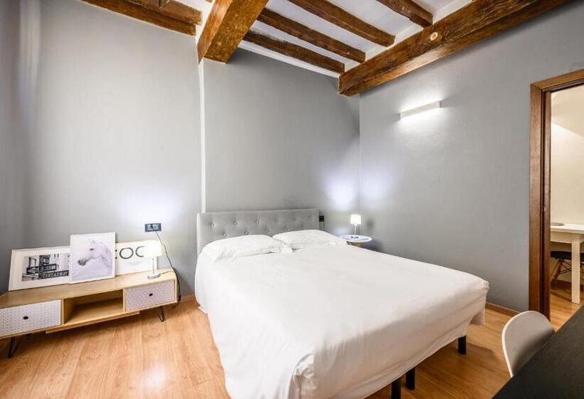 آپارتمان 1 خوابه, Emilia Studios