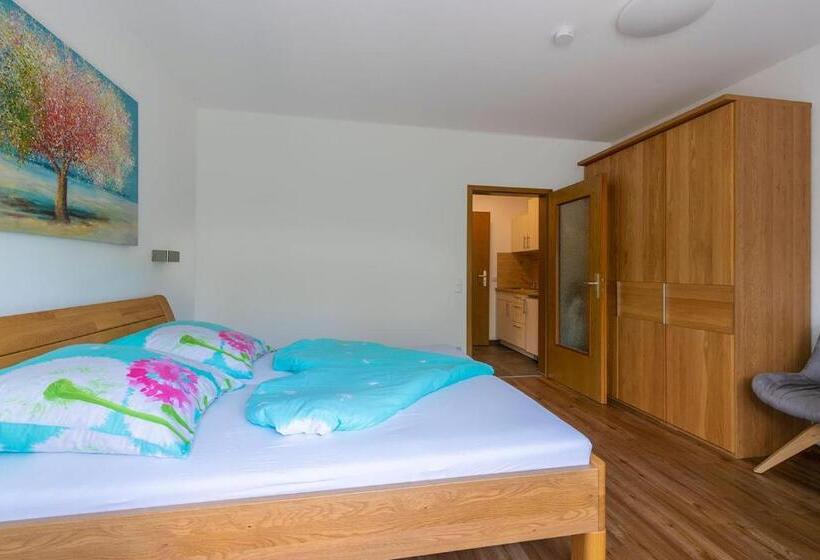 Номер Стандарт, Pension Berglehner
