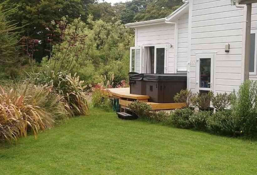 Номер Стандартный Кровать Куин, Two Rivers Ohakune
