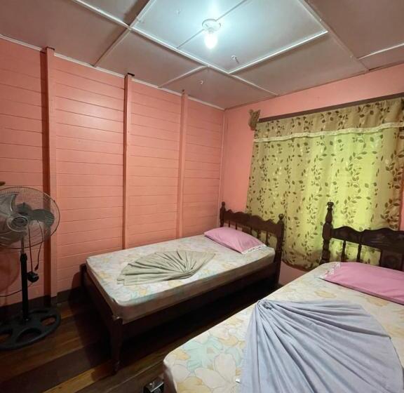 스탠다드 룸 공동 욕실, Pura Vida Hostel