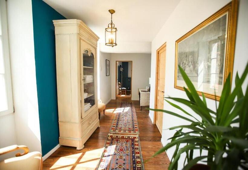 Четырехместный Номер Стандарт, La Basse Cour