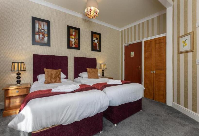 Номер Superior, Adelaide Lodge   Town Centre   Opposite Winter Gardens
