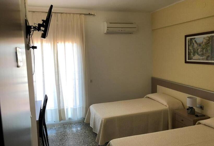 Номер Стандарт, Hostal Internacional
