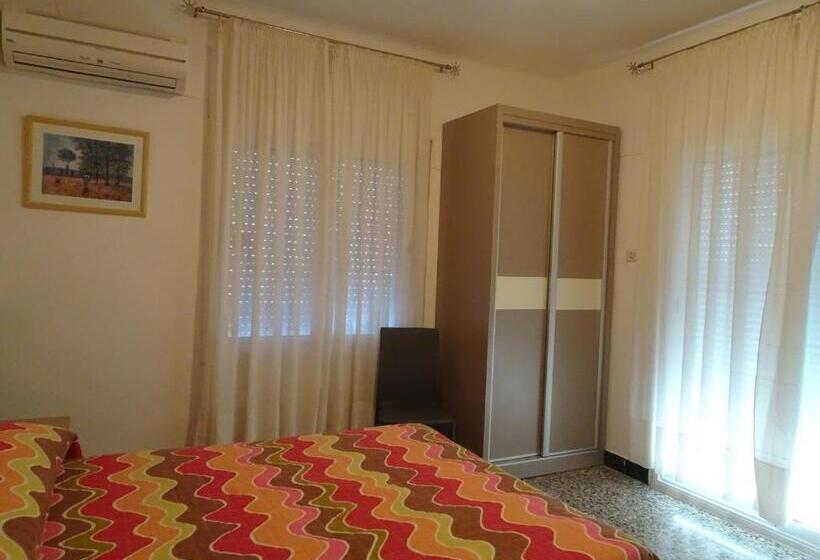 Номер Стандарт, Hostal Internacional