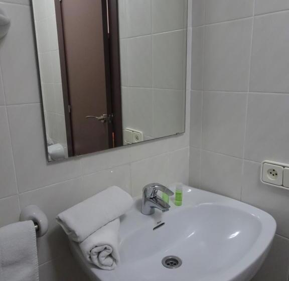 Номер Стандарт Индивидуальный, Hostal Internacional