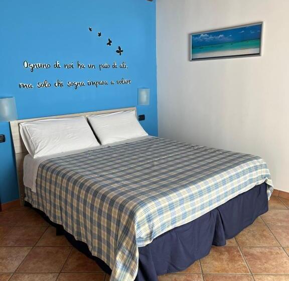 Номер Стандарт с Террасой, Color House Malpensa B&b