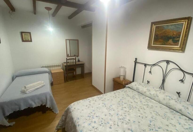 Habitació Triple Basic, Rural Camino Medulas