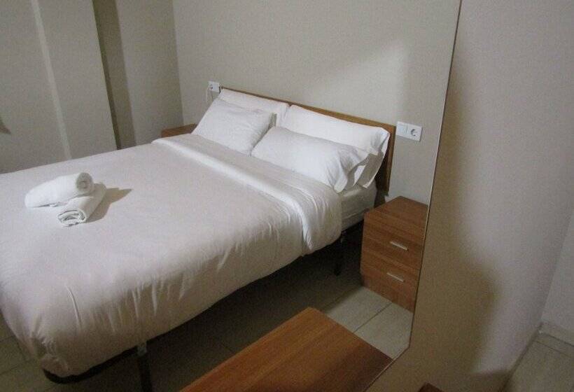 Апартаменты 1 Спальня, Apartamentos Giuliano