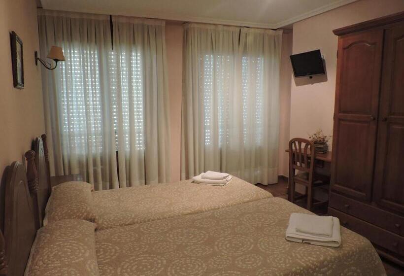 Номер Стандарт, Hostal Villa De Navarrete