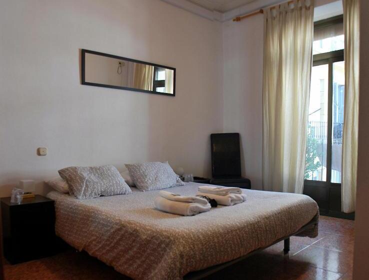 Classic room with balcony, Pension Aristizabal