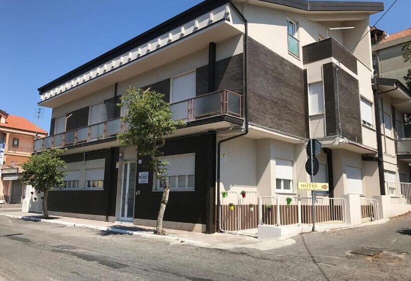 Трехместный Номер Deluxe, Calamo  Hotel  Residence  B&b
