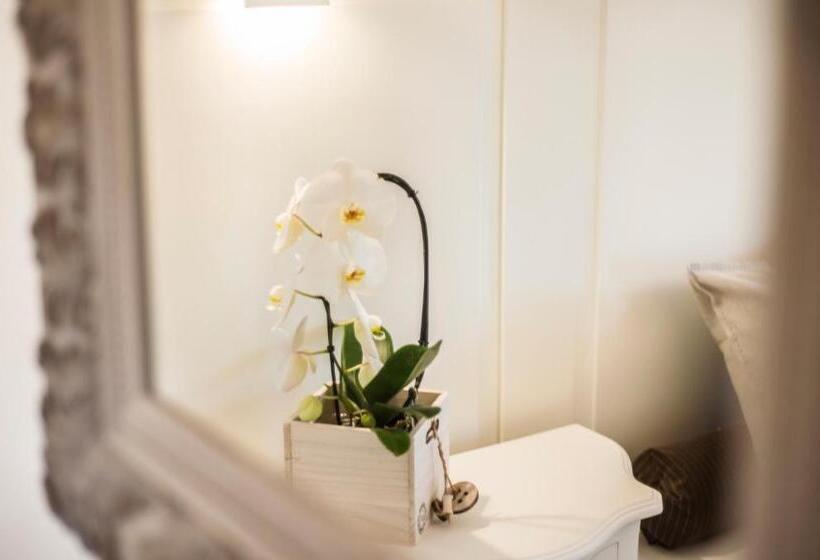 Номер Стандартный с Видом, Riviera Carducci Rooms