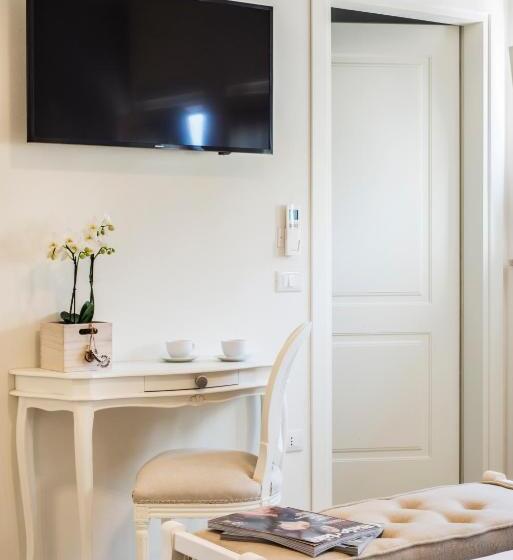 Номер Deluxe, Riviera Carducci Rooms
