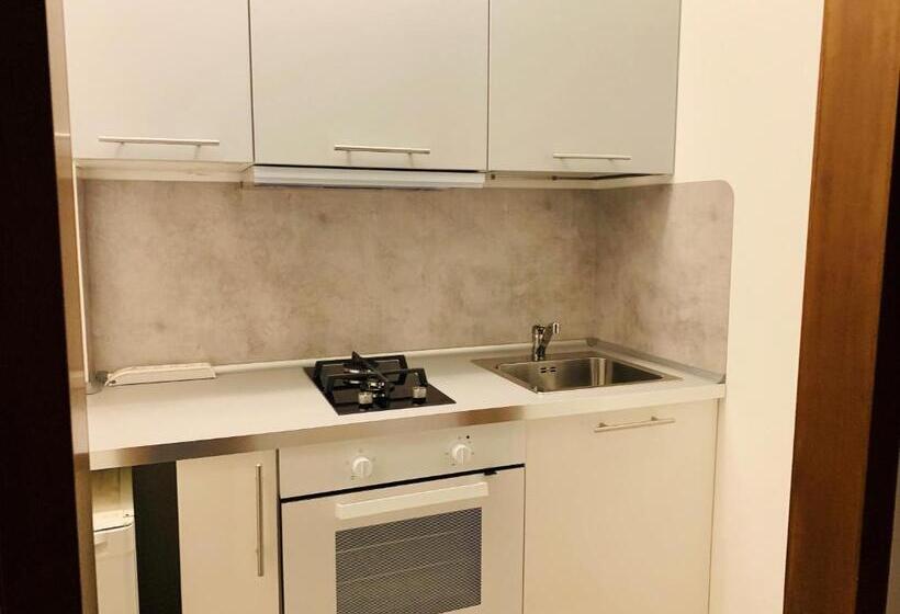 Апартаменты 1 Спальня с Балконом, Front Lake Apartment Bardolino
