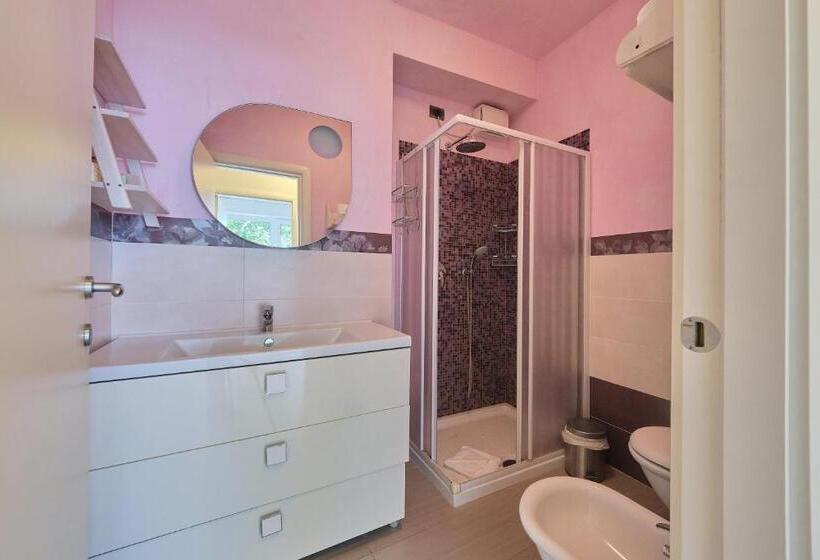 Апартаменты 1 Спальня с Видом, Front Lake Apartment Bardolino
