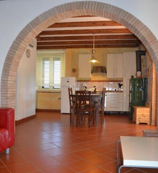 آپارتمان لوکس 2 خوابه, Agriturismo Beveraggio