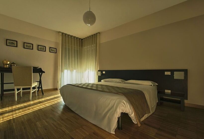 스탠다드 룸, Vialeromadodici Rooms & Apartments